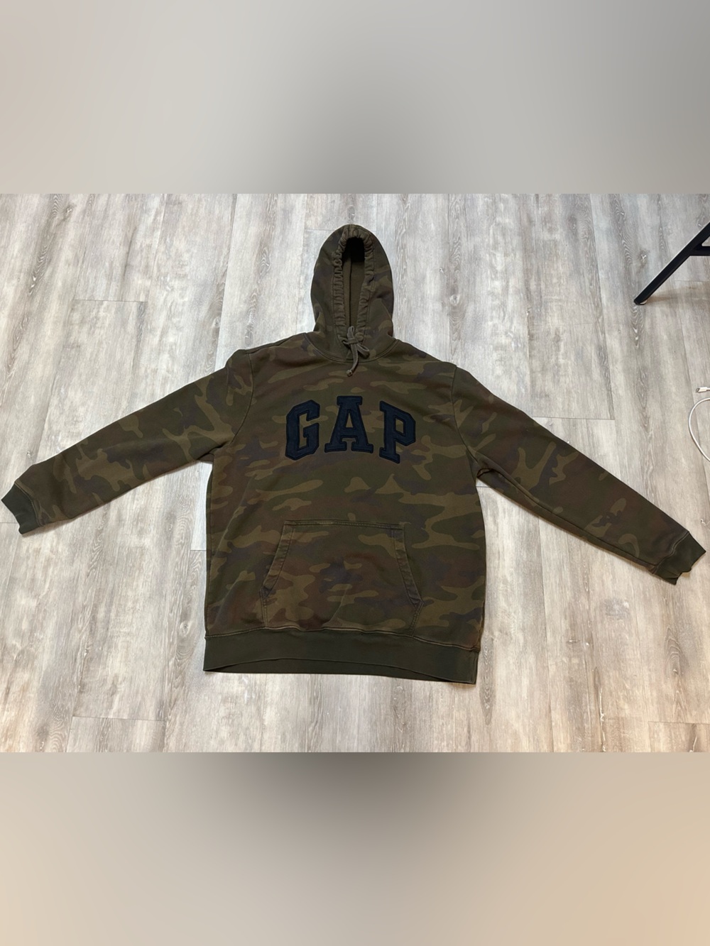 GAP XL Men’s Camouflage Hoodie